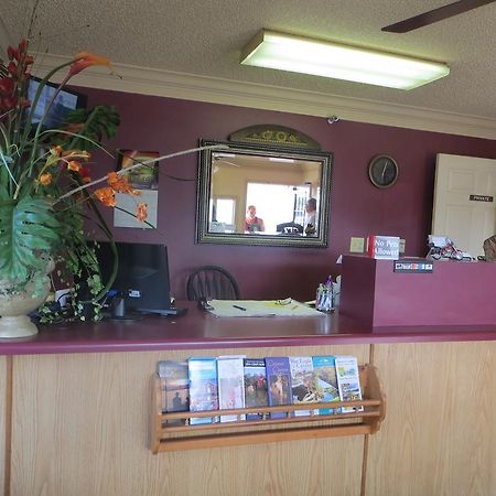 Regency 7 Rogers Motel Dış mekan fotoğraf
